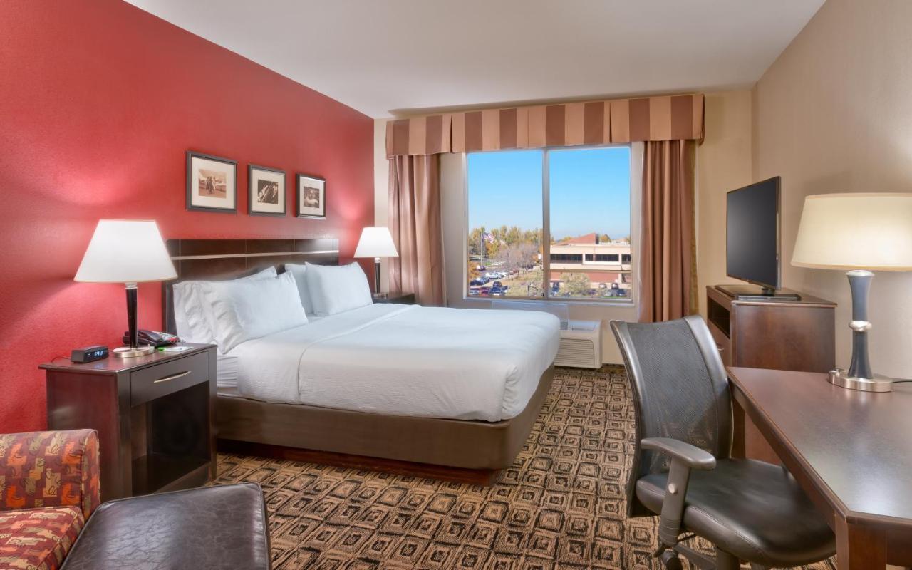 Holiday Inn & Suites Salt Lake City - Airport West By Ihg Exterior photo